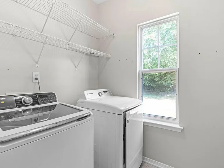 5435 Seaspray Ln — Photo 28