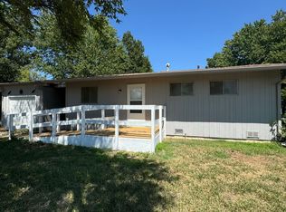 7130 SW Montara Pkwy, Topeka, KS 66619