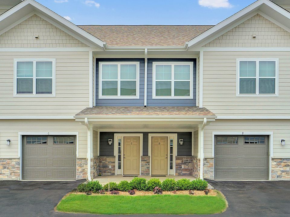 High Bluff at Creekwood Crossing | Luxury Apartment Living in Menomonee Falls, WI