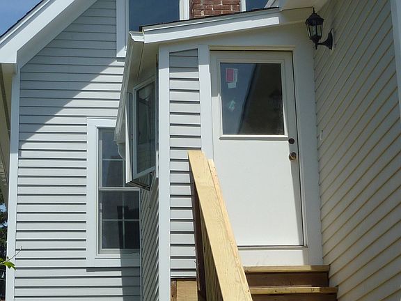 Rear stairs to mudroom