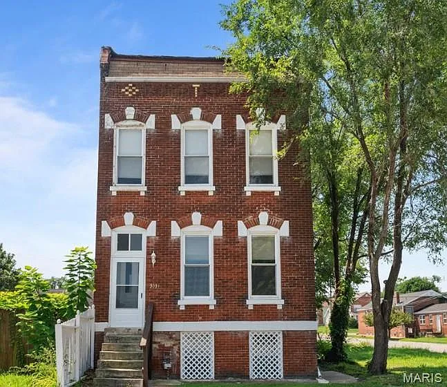 3034 Rutger St photo 1