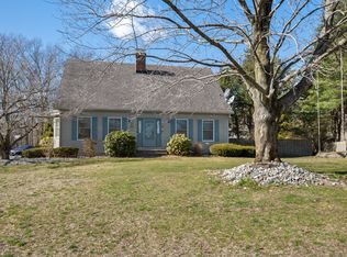 45 Strawberry Hl, Windsor, CT 06095