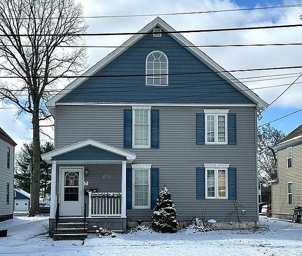1st image of 25 Greenman Ave #1