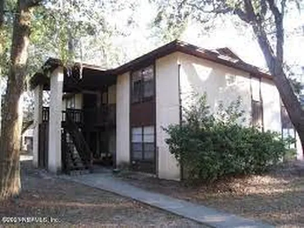459 Lombard St #1B, Orange Park, FL 32073