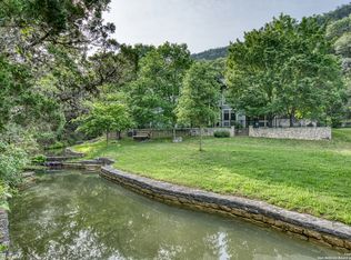 9525 E Ranch Road 337, Leakey, TX 78873