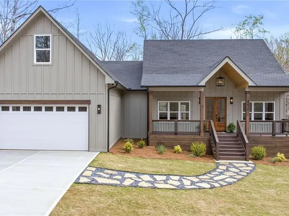 6220 Eagle Ct, Gainesville, GA 30506