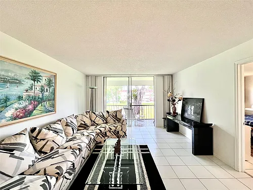671 S Hollybrook Dr #209 Photo 1