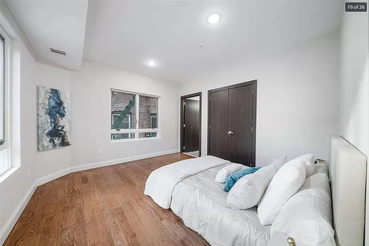 2 bed, 730 sqft, $2,475 — Photo 1