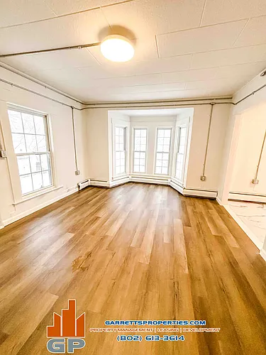 43 Middle St #A Photo 1