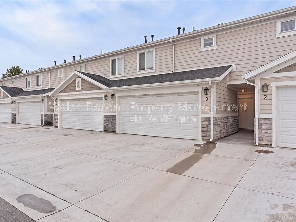 1st image of 1177 W Shady Brook Ln Unit 4