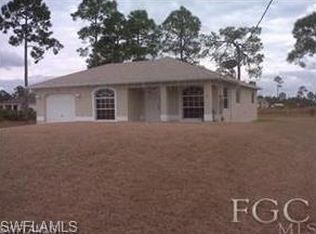 419 Vanetta Dr, Lehigh Acres, FL 33972