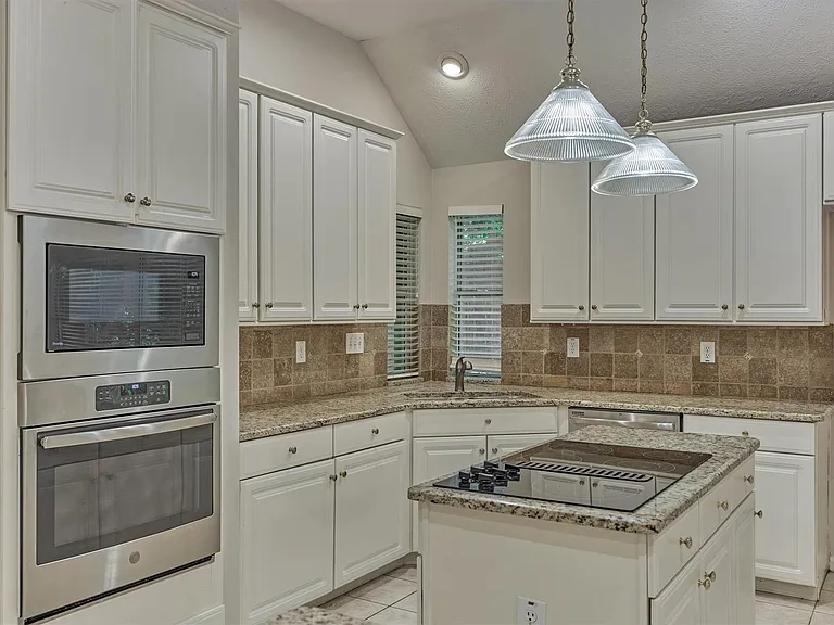 51 S Crossed Birch Pl — Photo 22