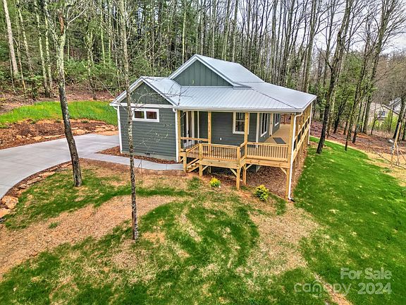 3rd image of 89 Rocky Glade Ln