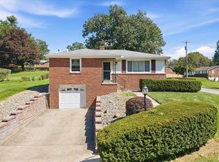 9428 Saratoga Dr, Pittsburgh, PA 15237