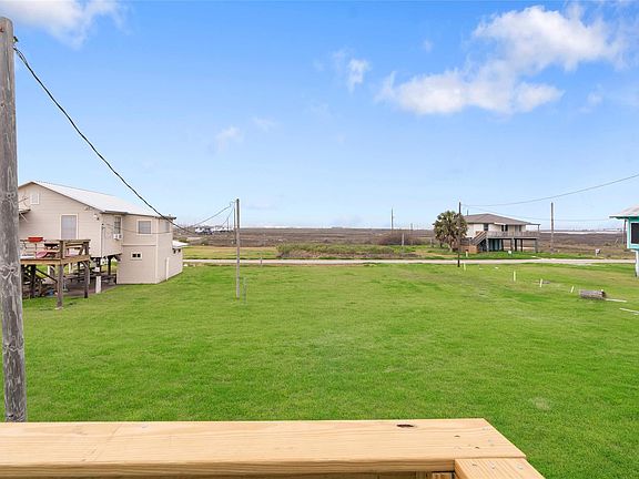 5th image of 512 Caisson St