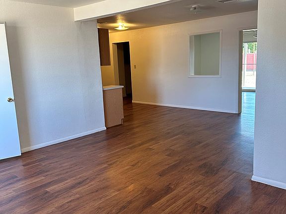 5th image of 8319 N 29TH Drive