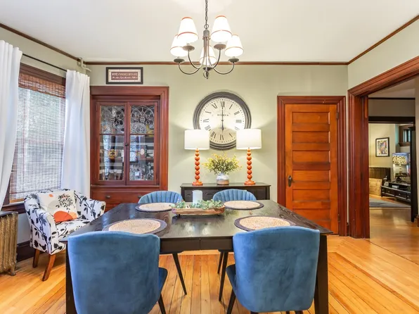 256 Maple St APT 1, Fall River, MA 02720