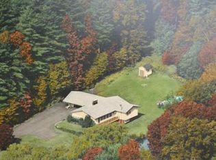 9 Old Amesbury Rd, Kensington, NH 03833