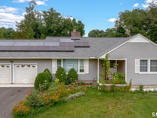 4 Mohawk Drive, Wolcott, CT 06716