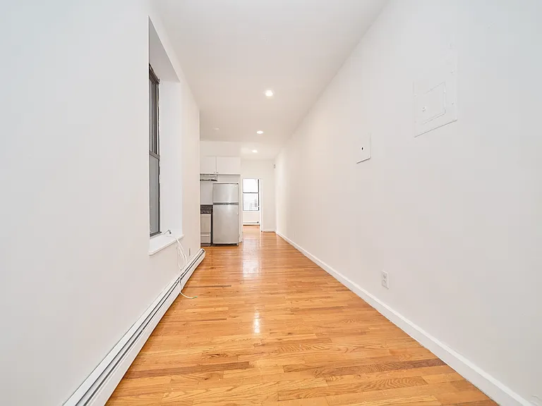 132 W 109th St #3B — Photo 9
