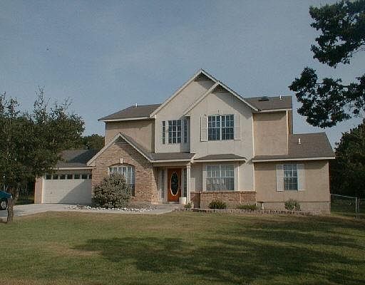 1st image of 7427 Shady Hollow Ln