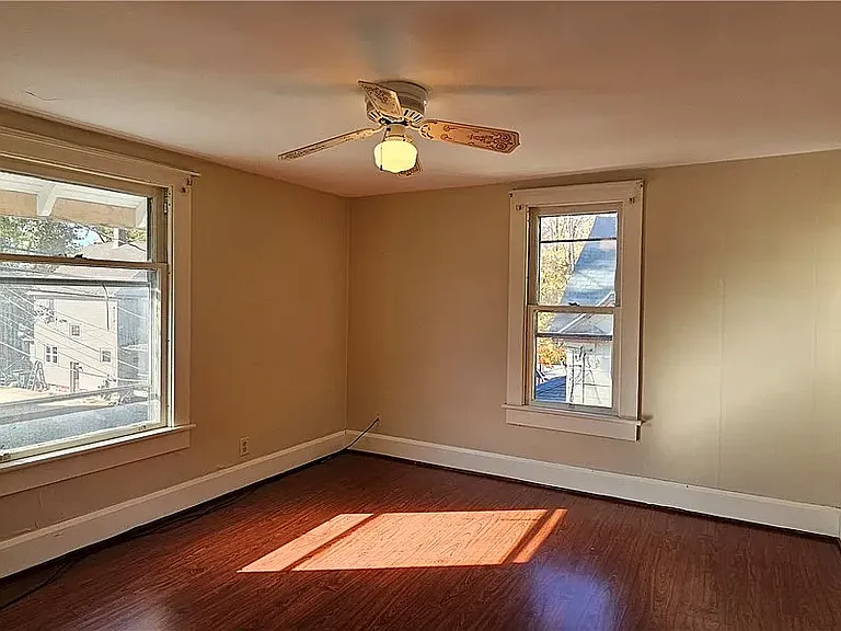 126 W Prospect St — Photo 7