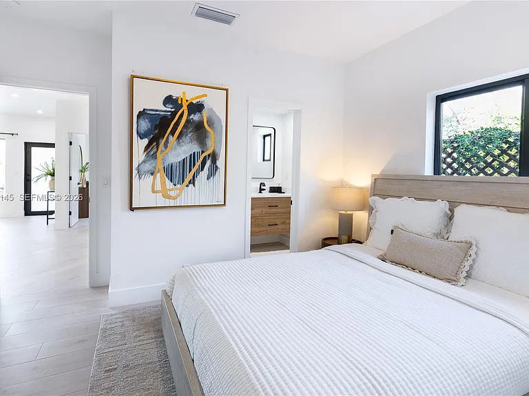 1420 SW 17th St — Photo 33