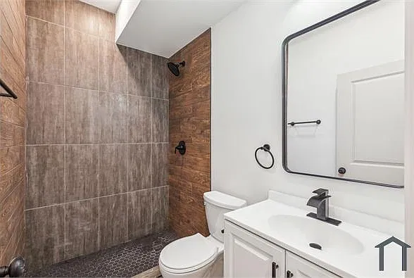 2 bed, 900 sqft, $1,550 — Photo 3