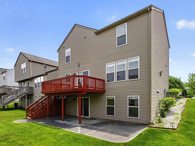 5001 Meadow Crest Cir — Photo 6
