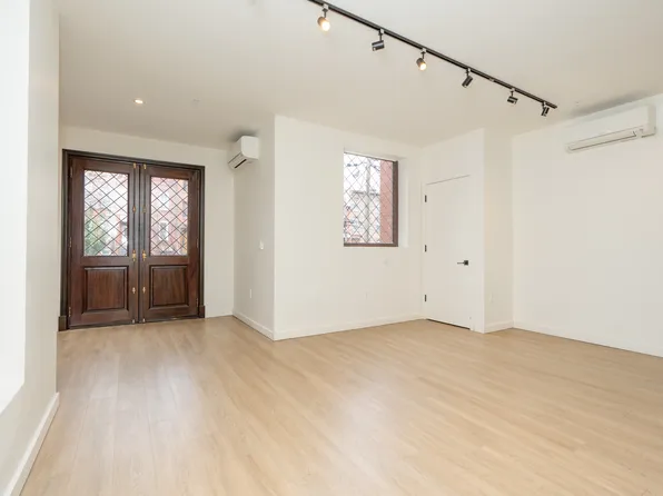 328 Pacific Avenue image 29 of 85