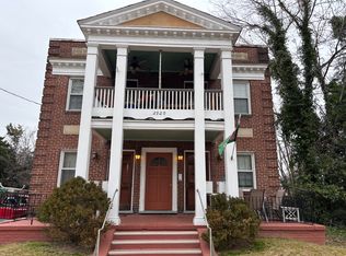 2920 W Grace St APT B, Richmond, VA 23221