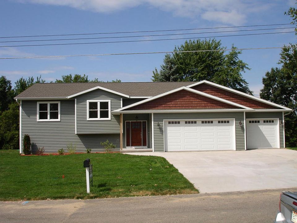 1st image of 1548 W Young Dr