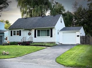 322 Inwood Dr, Syracuse, NY 13219