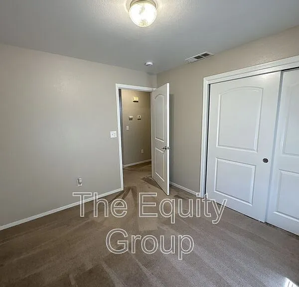 2918 N Terrace St — Photo 10