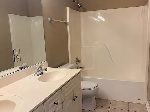 8718 Wildbriar Ln, Montgomery, AL 36117