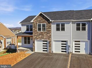 11820 Mystic Rock Ln S, Waynesboro, PA