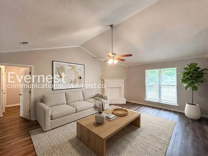 10453 Kristen Dr S — Photo 4