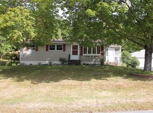 9 Peter Blvd, Lewiston, ME 04240