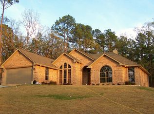 20855 Lakeview Dr, Flint, TX 75762