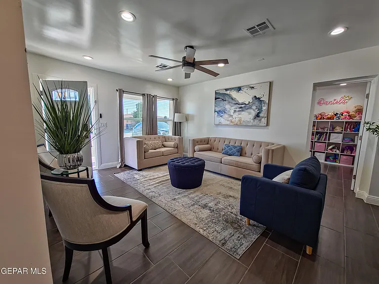 7321 Cuba Dr — Photo 7