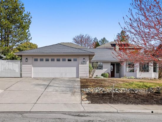 2374 Fairfield Dr, Medford, OR 97504