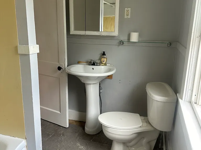 122 Lewis Blvd #C — Photo 15