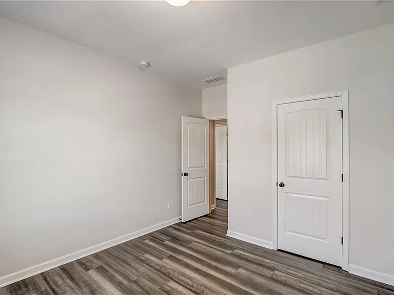 544 Oakside Pl — Photo 18