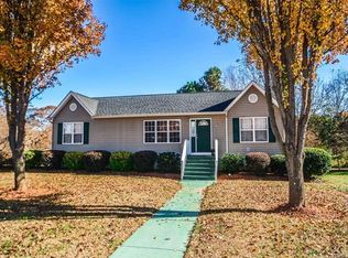 512 N Mulberry St, Statesville, NC 28677