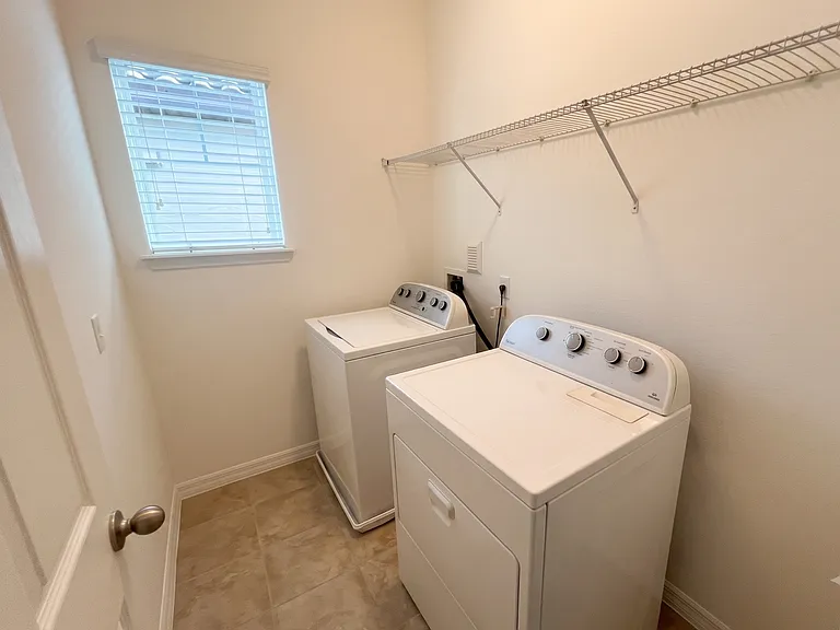 9313 Tyrella Pine Trl — Photo 20