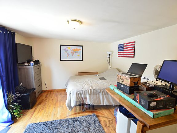 5th image of 55 W 74th St APT 4D