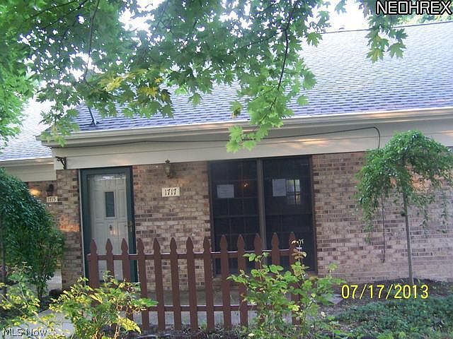 1st image of 1717 W Hampton Dr
