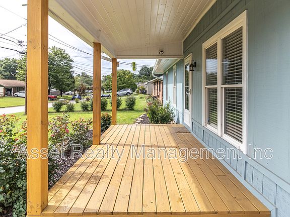 5th image of 8544 Baron Dr