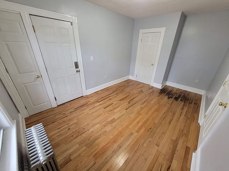653 Clay St #1 — Photo 9
