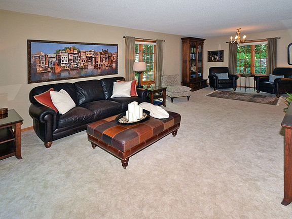 Spacious 16 by 13 LR